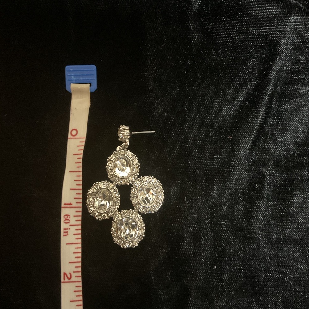 Elegant Silver Crystal Drop Earrings
